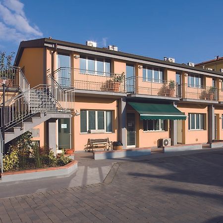 Aparthotel Il Nido Della Rondine à Lucques Extérieur photo