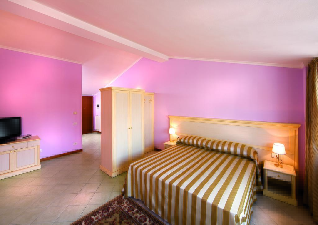 Aparthotel Il Nido Della Rondine à Lucques Chambre photo