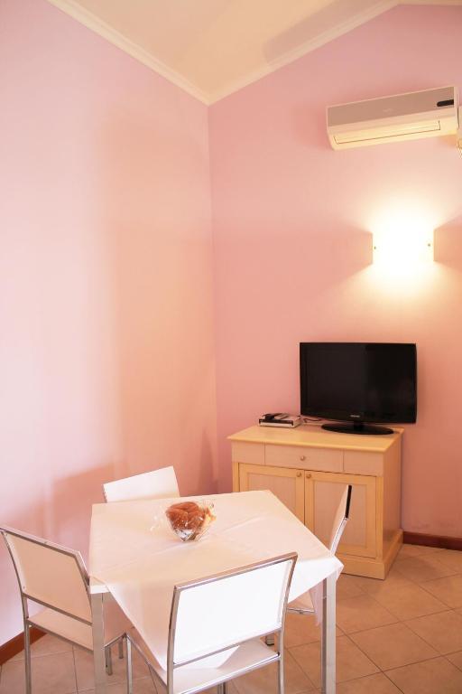 Aparthotel Il Nido Della Rondine à Lucques Chambre photo